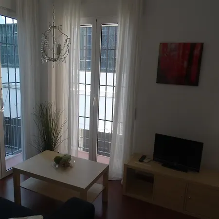 - Pozos Dulces, 22 * Malaga