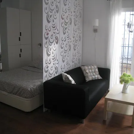 - Pozos Dulces, 22 Málaga