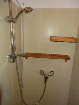 - Pozos Dulces, 22 *