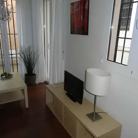 - Pozos Dulces, 22 شقة مالقة
